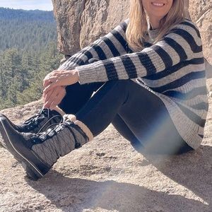 Wool-Blend Sweater High low black & gray stripped